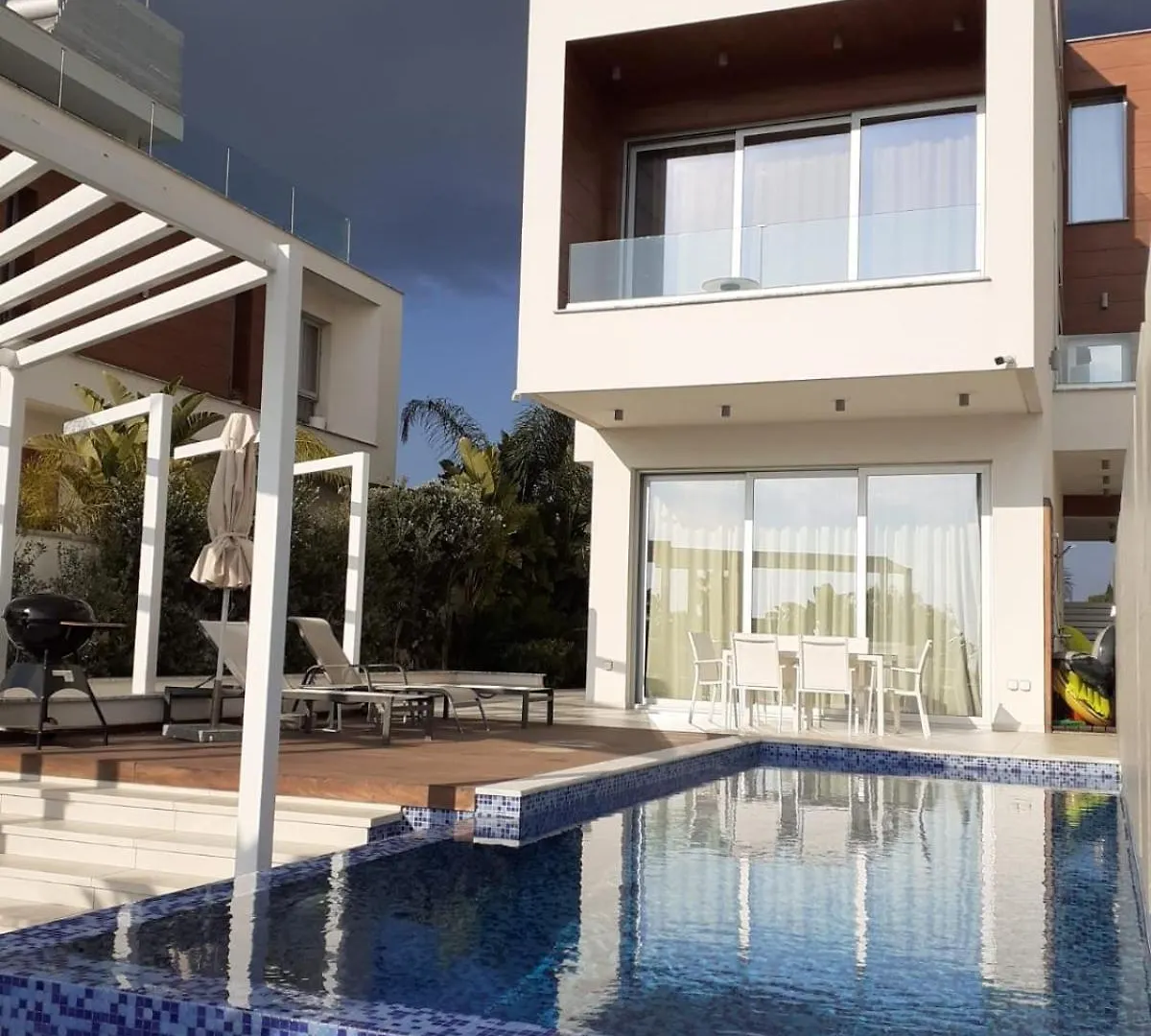 Napa Hills Seaview Villas Ayia Napa